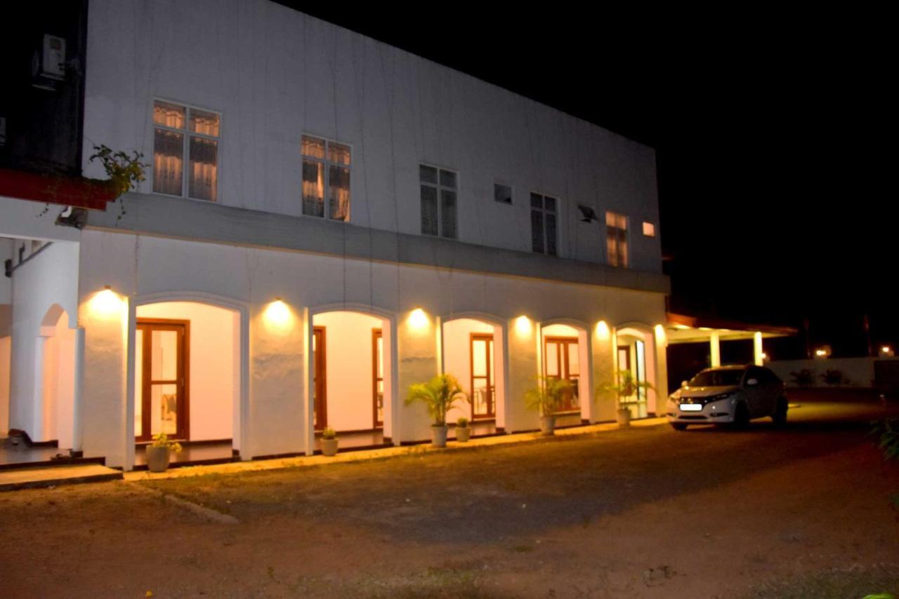 Wingate Hotel Wilgamuwa Wasgamuwa Exteriör bild
